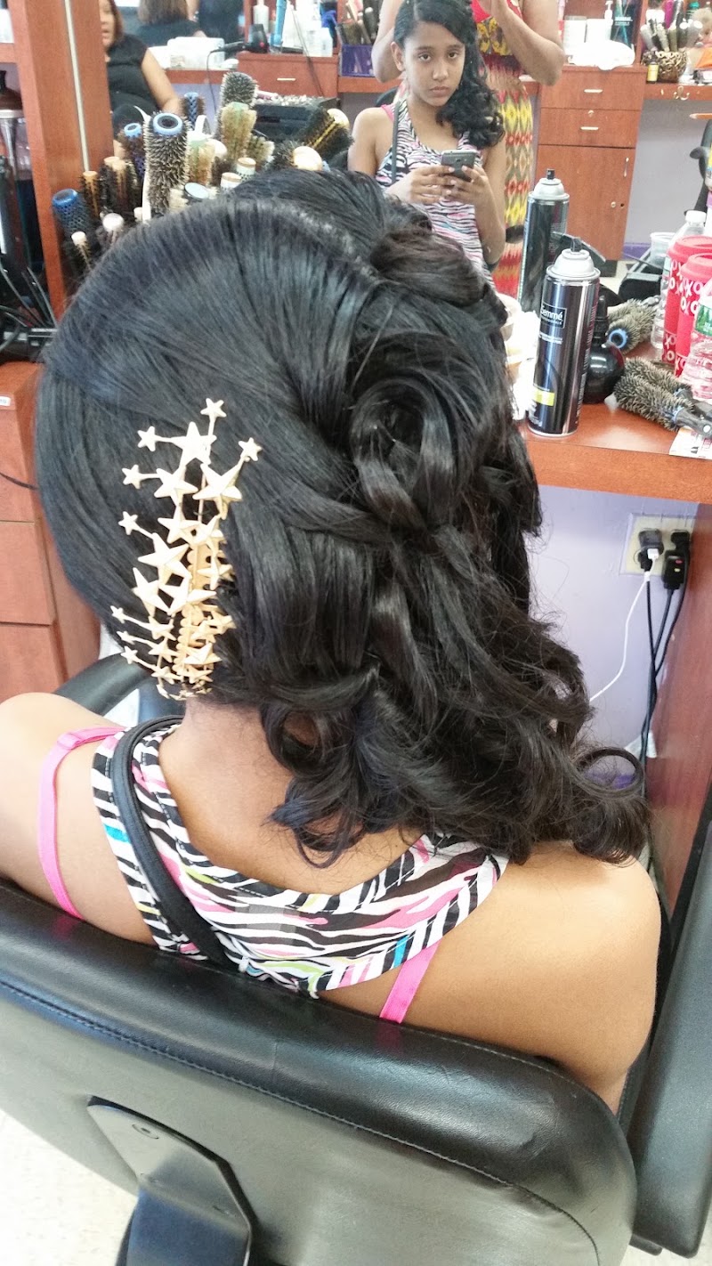 Ramona Beauty Salon, beauty salon in Pennsauken, NJ, photo 1 of 10